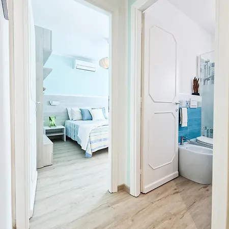 Casa Diamante Blu Mare 마리나디캄포